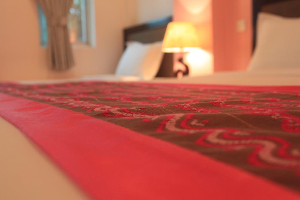 Grand Laurel Hotel Yangon Dış mekan fotoğraf