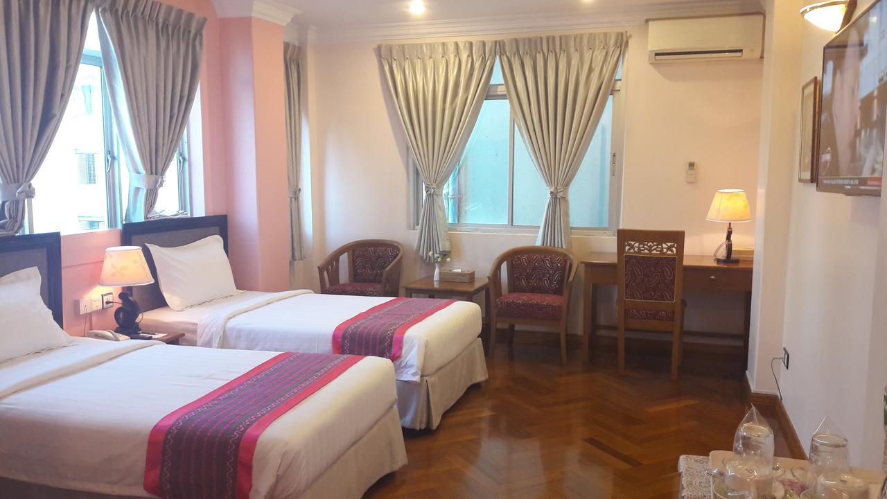 Grand Laurel Hotel Yangon Dış mekan fotoğraf